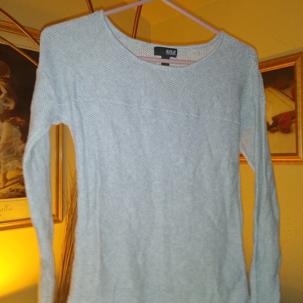 Cute light weight sweater weight sweater